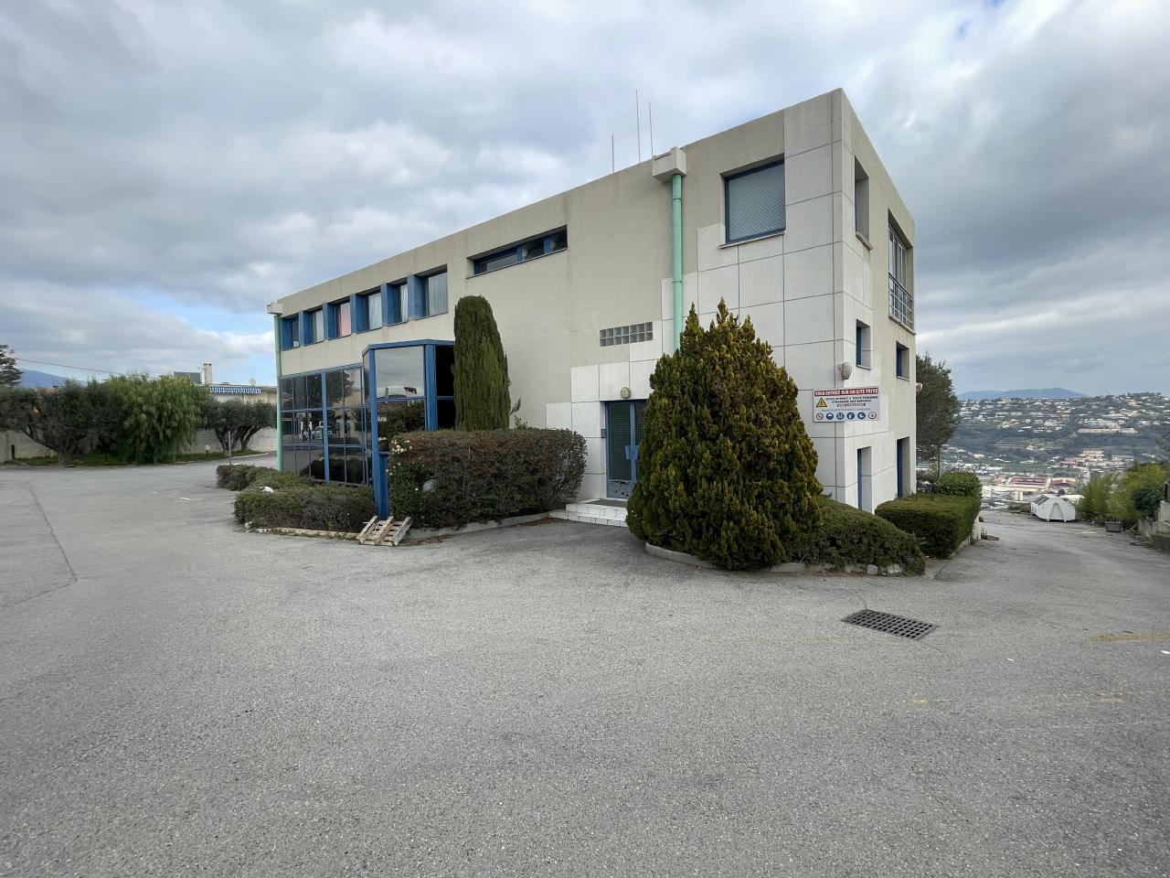 Local d'activité Saint-Laurent-du-Var 224m² Location local d'activité Saint-Laurent-du-Var Alpes-Maritimes OLACT2534143 6